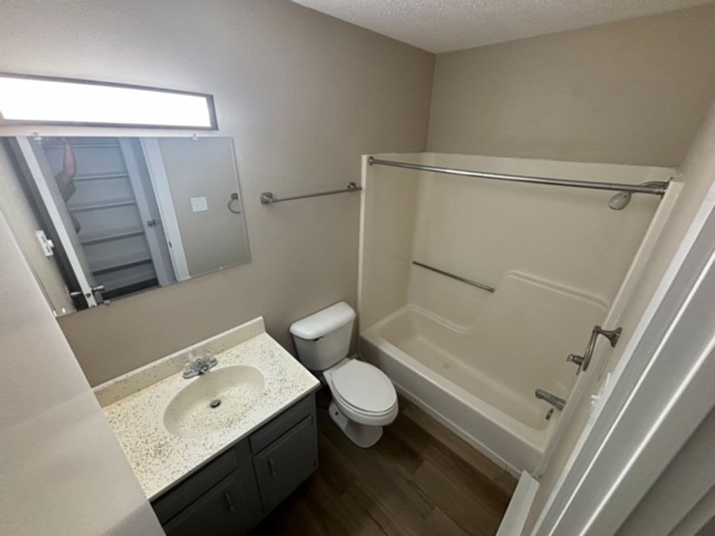 Carroll Apartment: 526 E 18th St