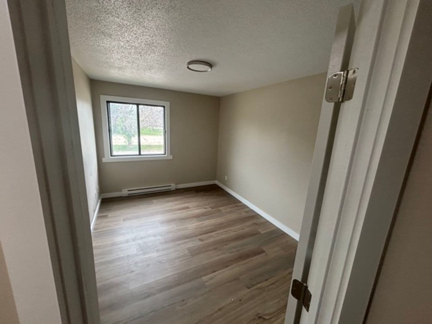 Carroll Apartment: 526 E 18th St
