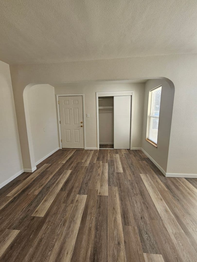 Medford House: 1122 W 11th Street