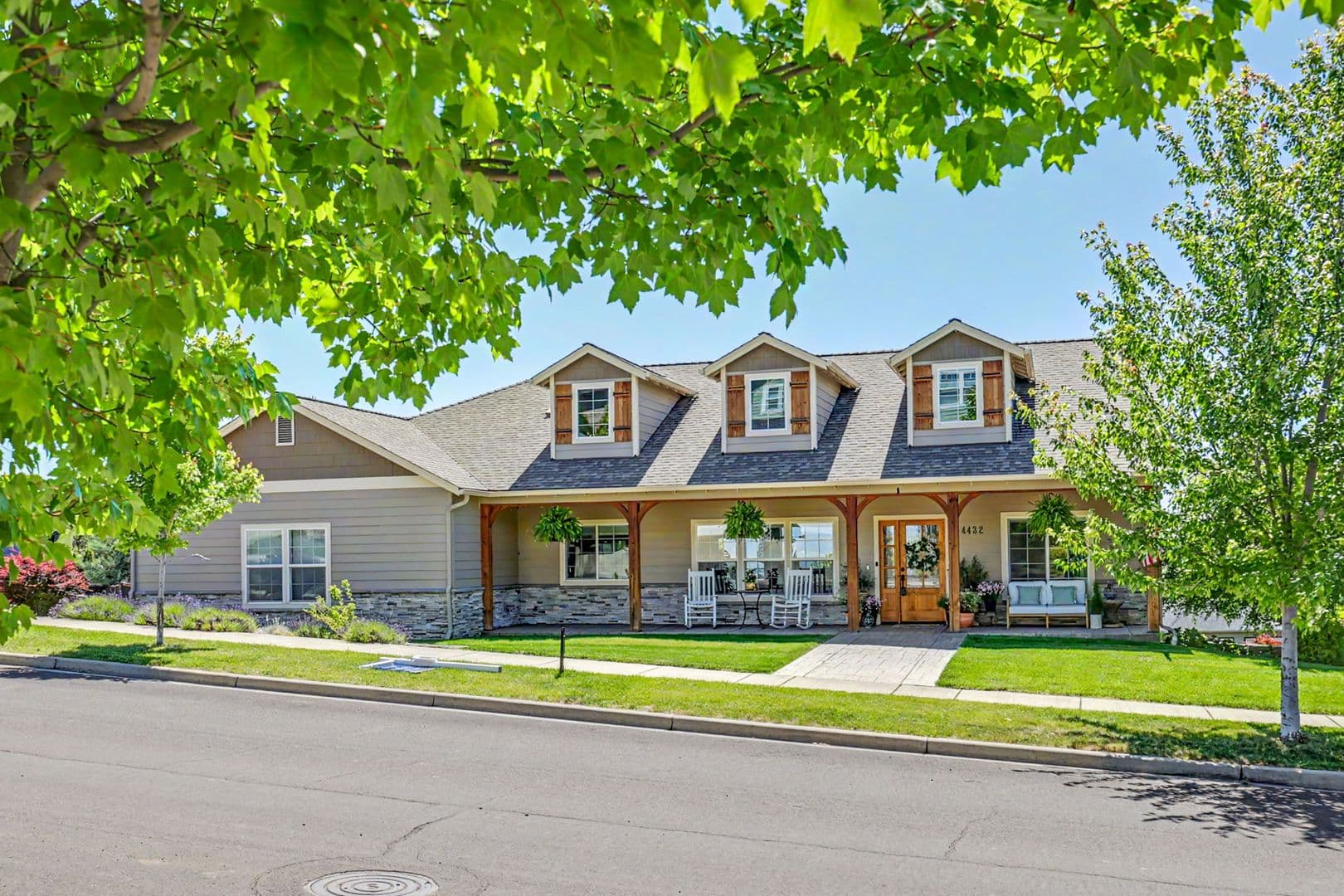 Medford House: 4432 Vista Pointe Drive