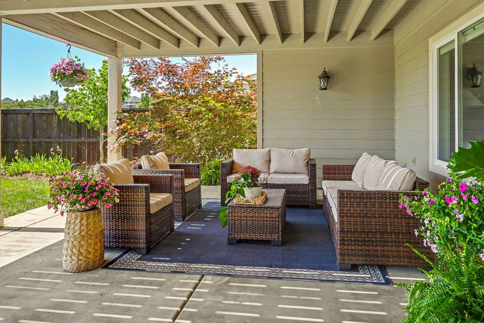 Medford House: 4432 Vista Pointe Drive