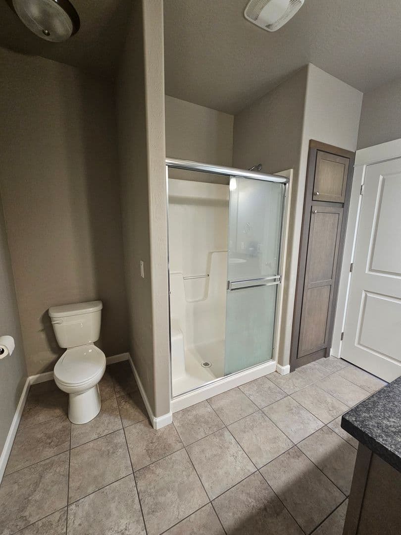Medford Apartment: 3533 Juanipero Way