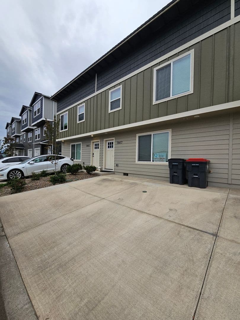 White City Condo: 7867 Houston Loop