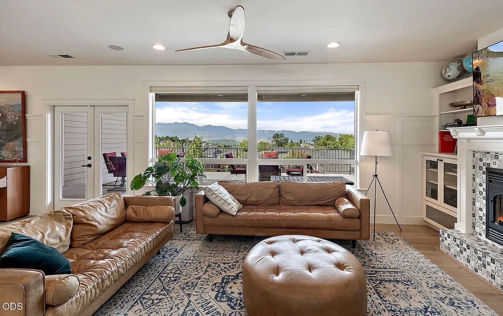 Medford House: 4432 Vista Pointe Drive