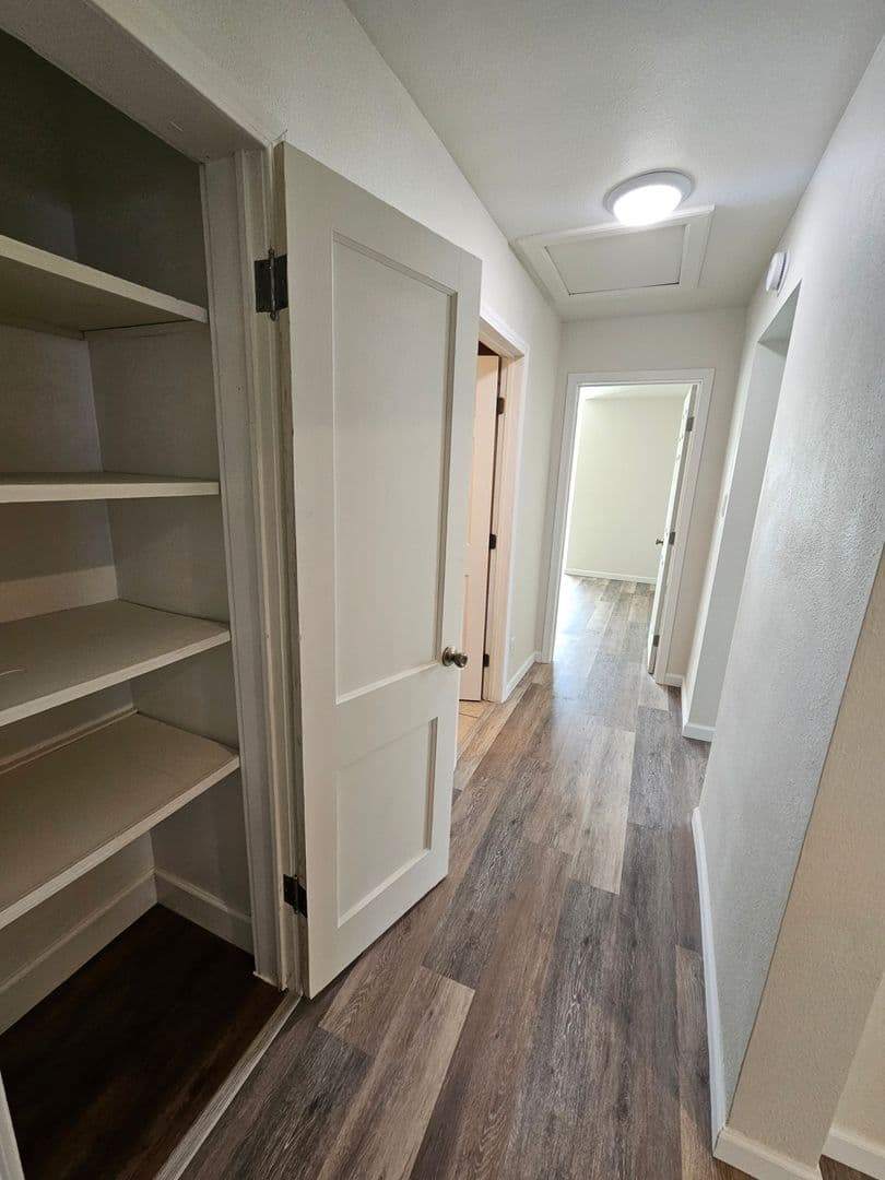 Medford House: 1122 W 11th Street