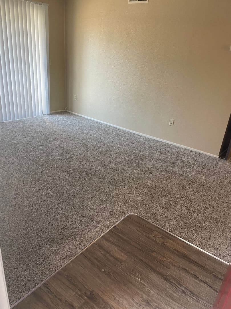 Sacramento Apartment: 8550 Florin Road