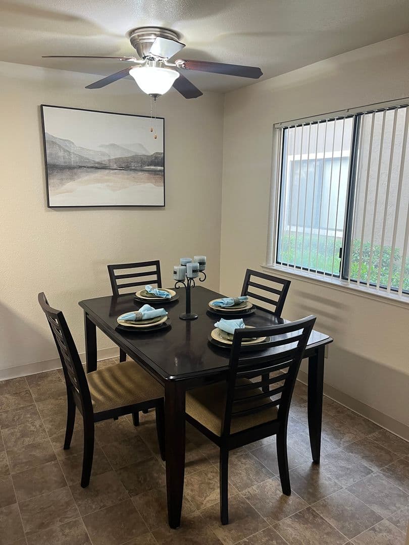 Sacramento Apartment: 8550 Florin Road