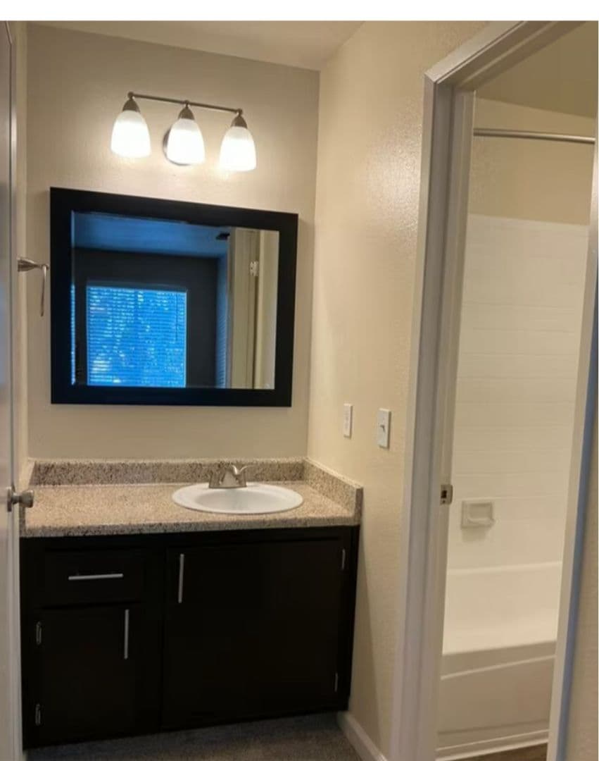 Sacramento Apartment: 5341 Walnut Ave