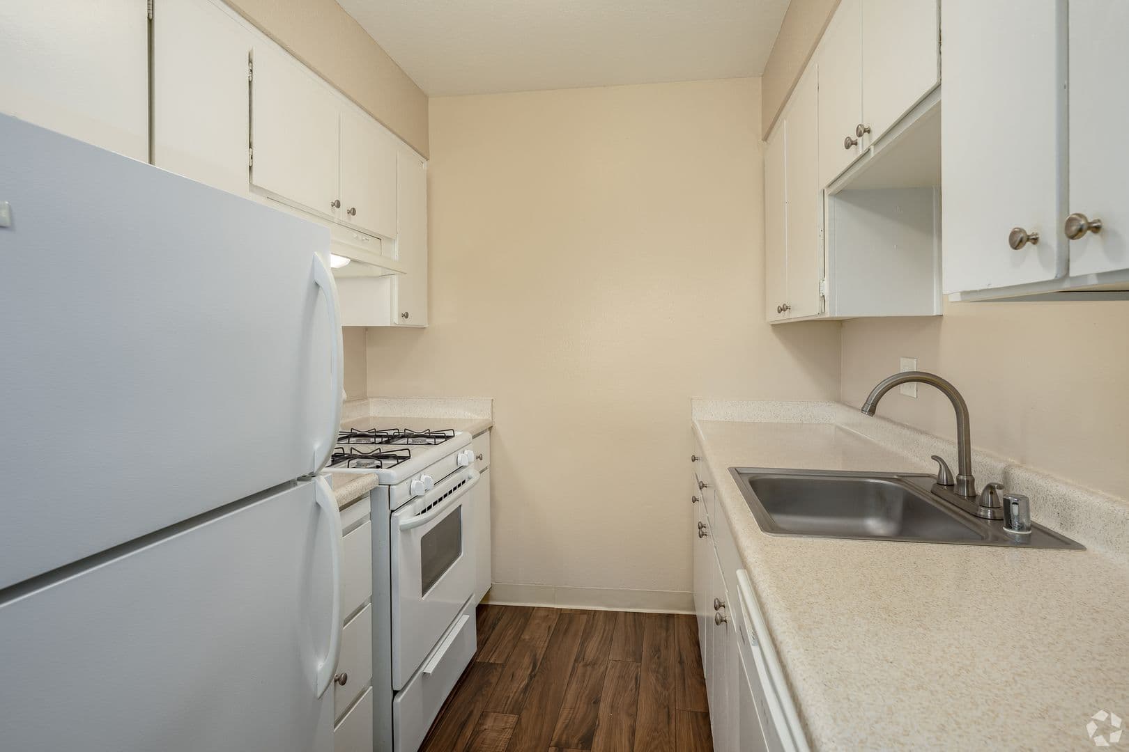 Carmichael Apartment: 8740 Fair Oaks Blvd.