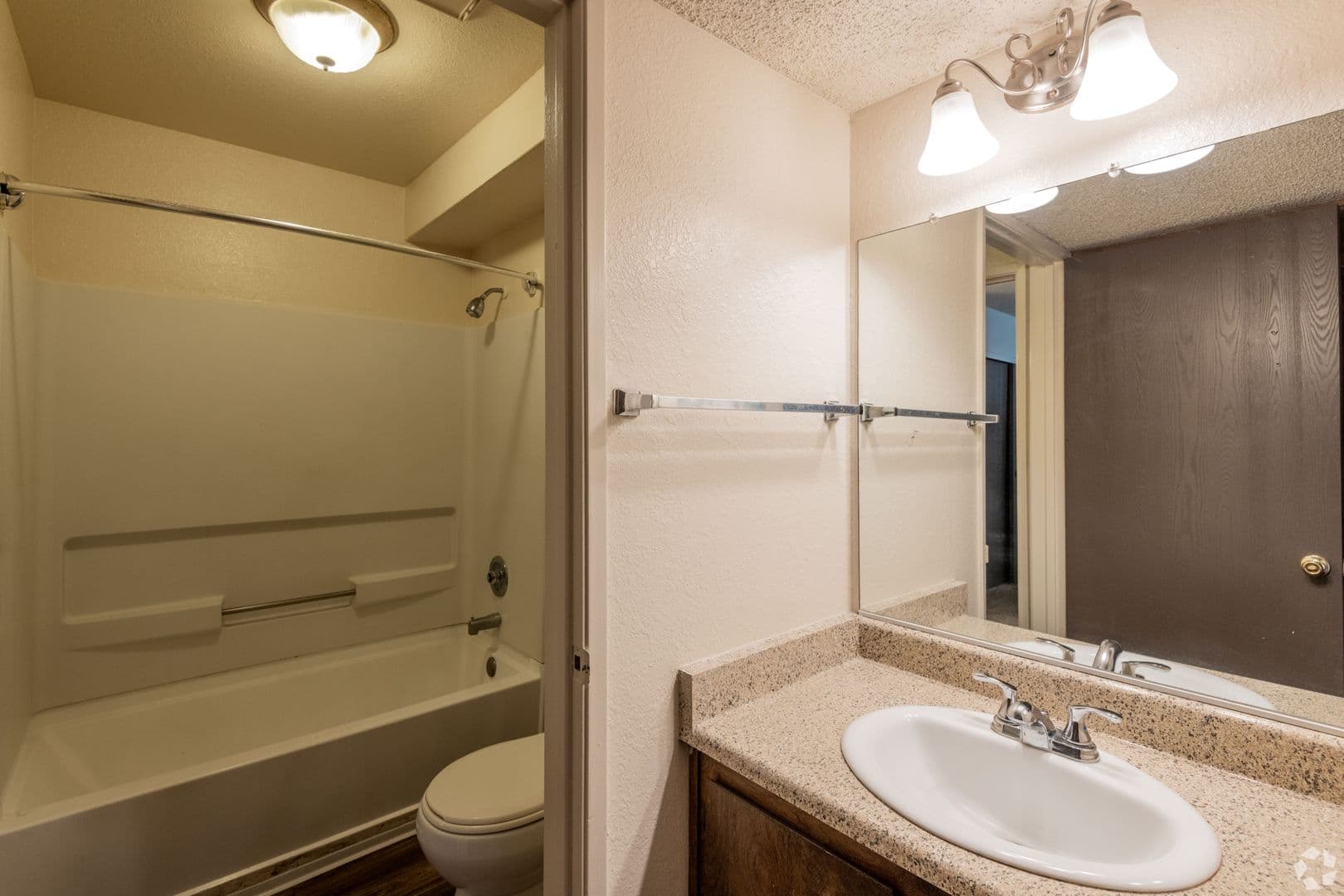 Sacramento Apartment: 8550 Florin Road