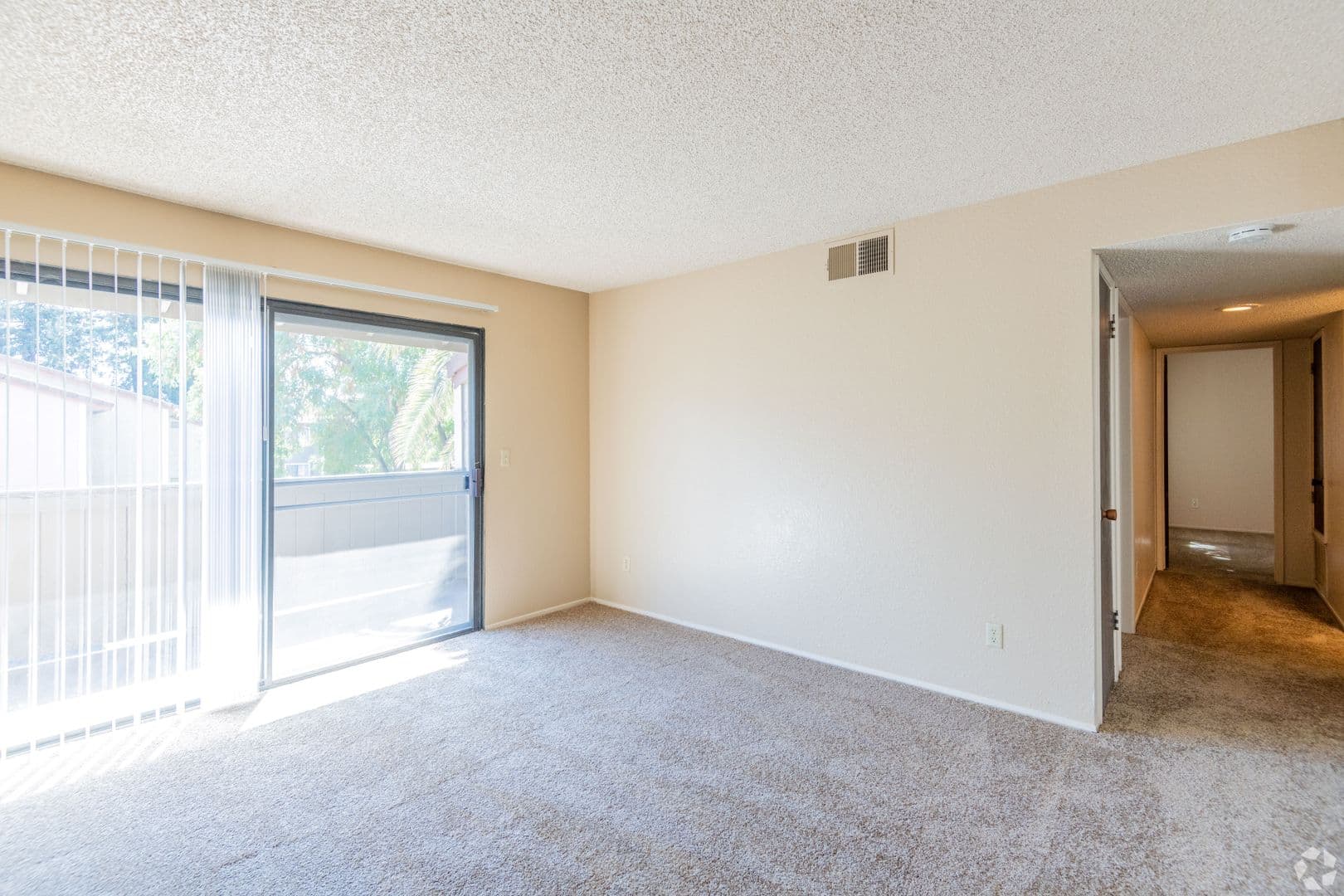 Sacramento Apartment: 8550 Florin Road