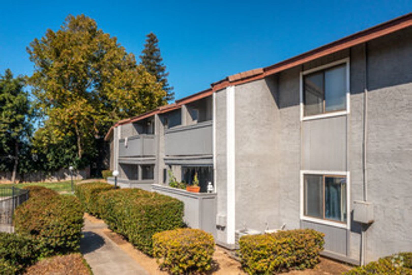 Sacramento Apartment: 8550 Florin Road