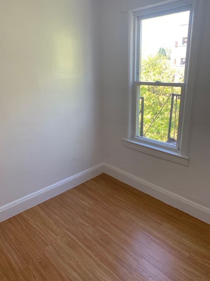 Bayonne Apartment: 205 Prospect Avenue