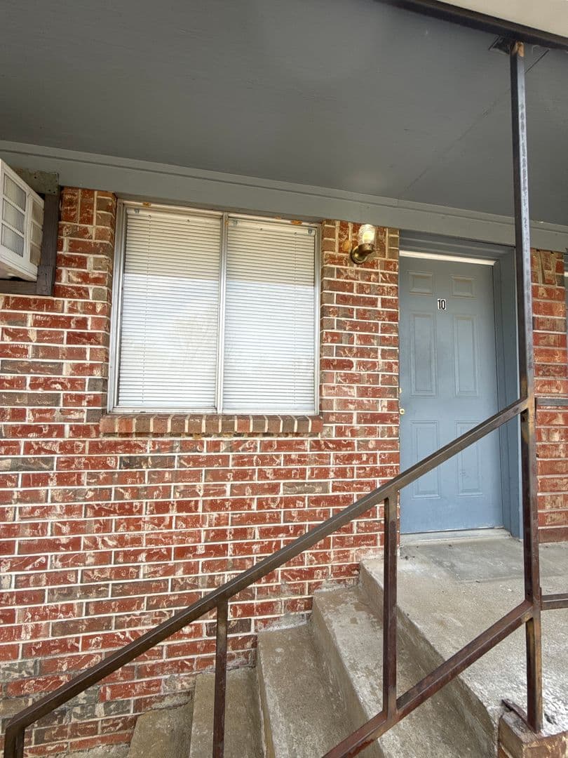 ARKOMA Apartment: 317 YOUNG ST