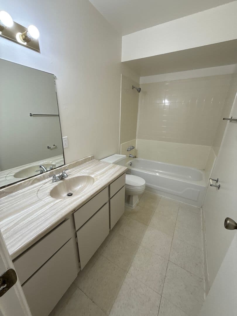 ARKOMA Apartment: 317 YOUNG ST
