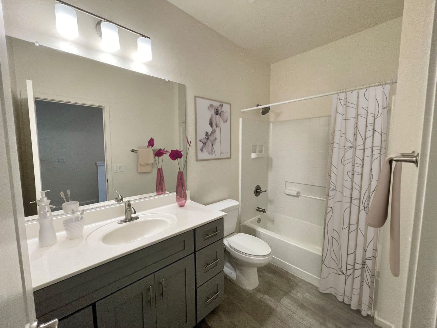 Chandler Townhome: 701 N McQueen Rd