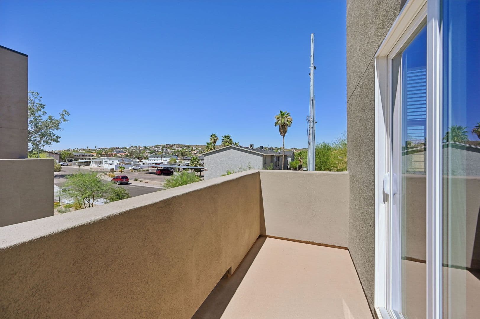 Phoenix Townhome: 2119 E. Voltaire Ave