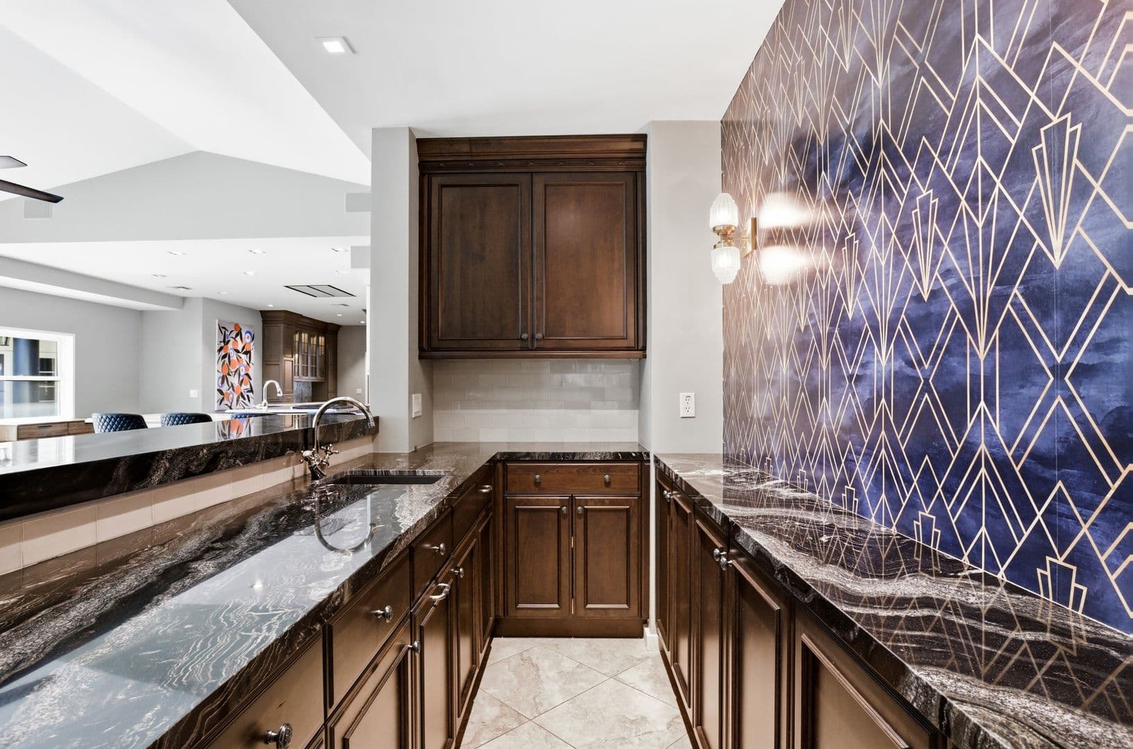 Phoenix House: 2939 North Manor Drive