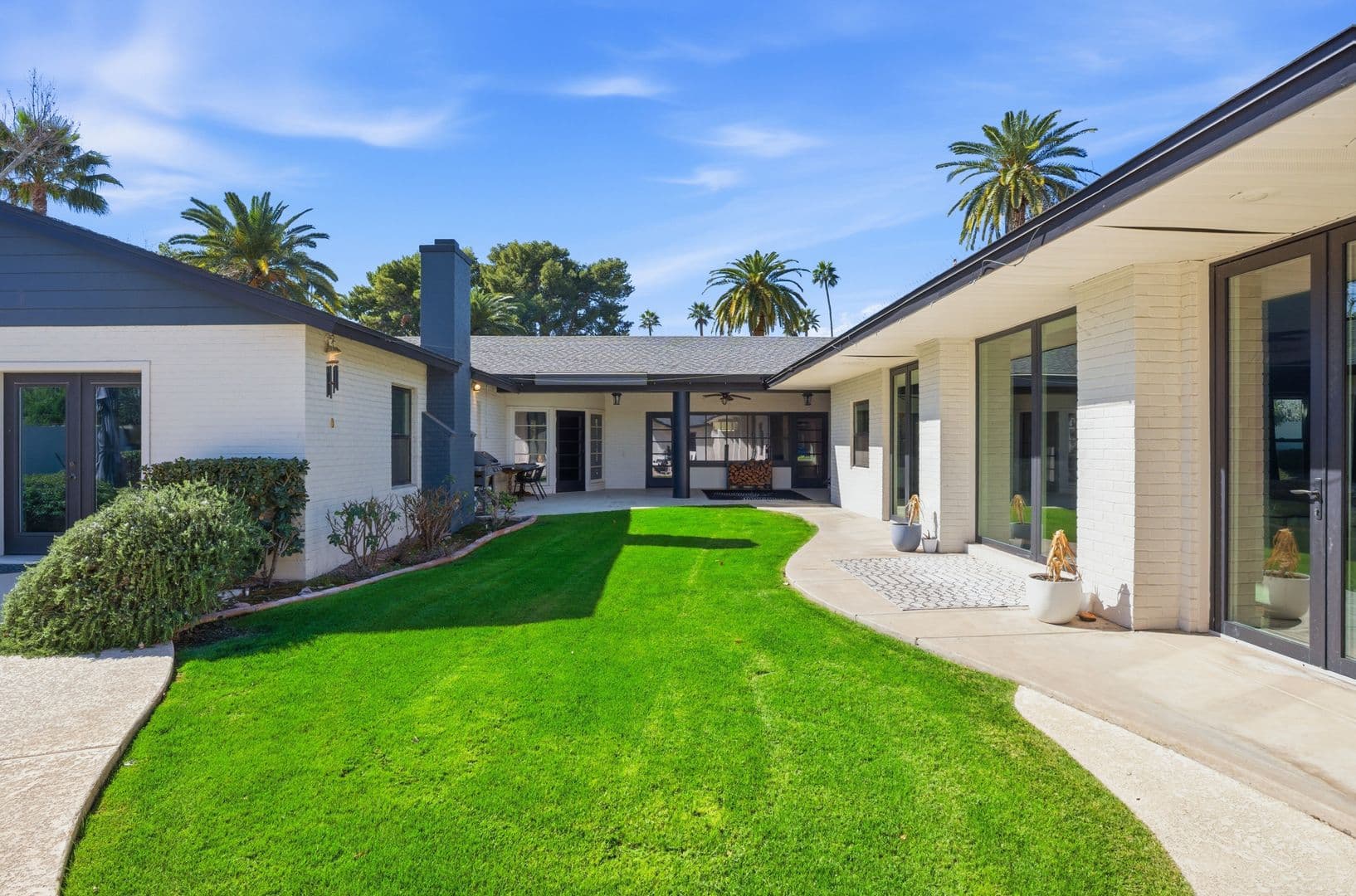 Phoenix House: 2939 North Manor Drive