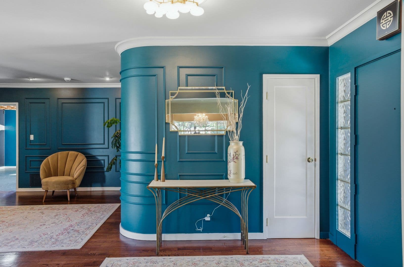 Phoenix House: 2939 North Manor Drive