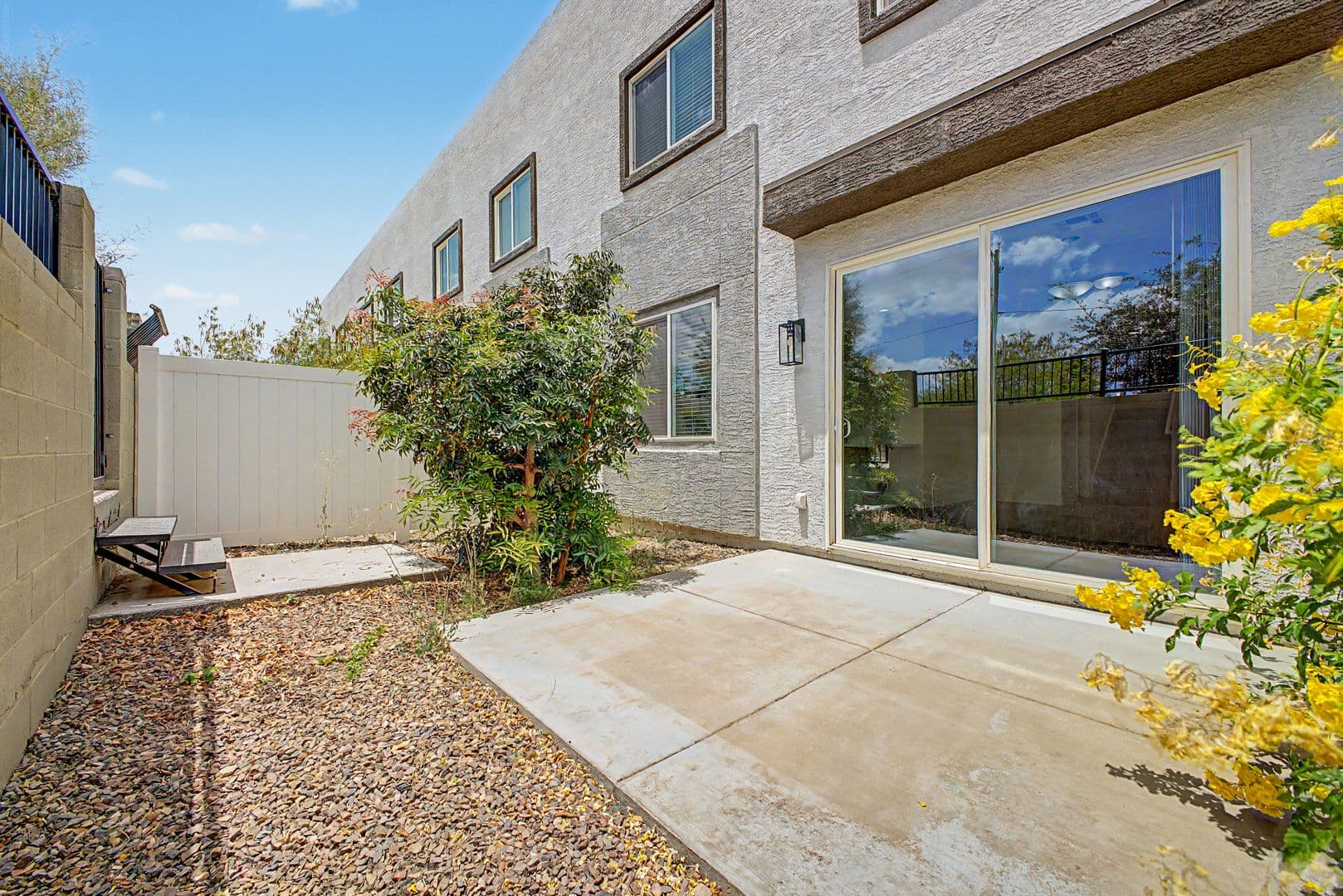 Phoenix Apartment: 8350 South Central Avenue