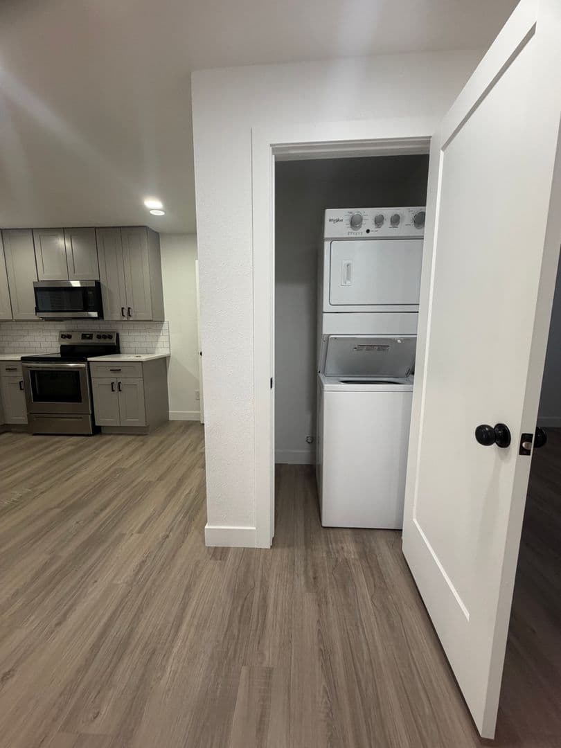 Phoenix Apartment: 4332 North 21st Street