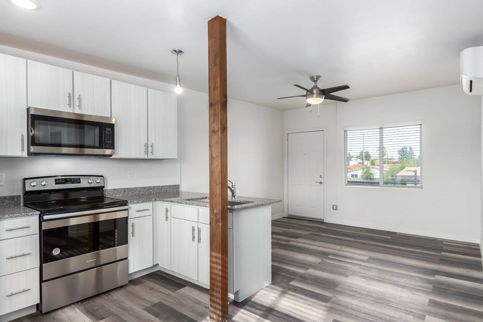 Phoenix Apartment: 4238 N 17th Street