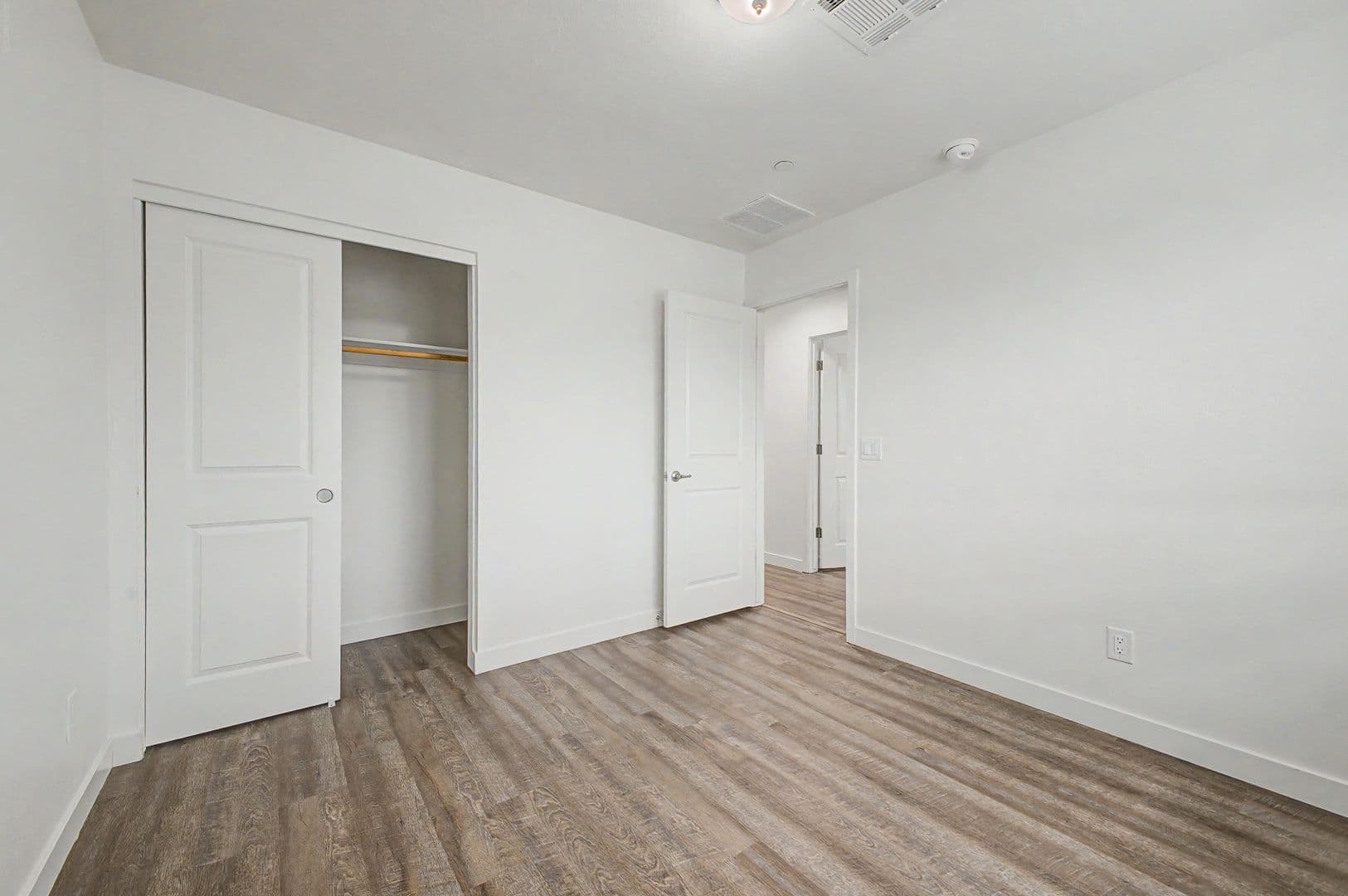 Phoenix Apartment: 8350 South Central Avenue