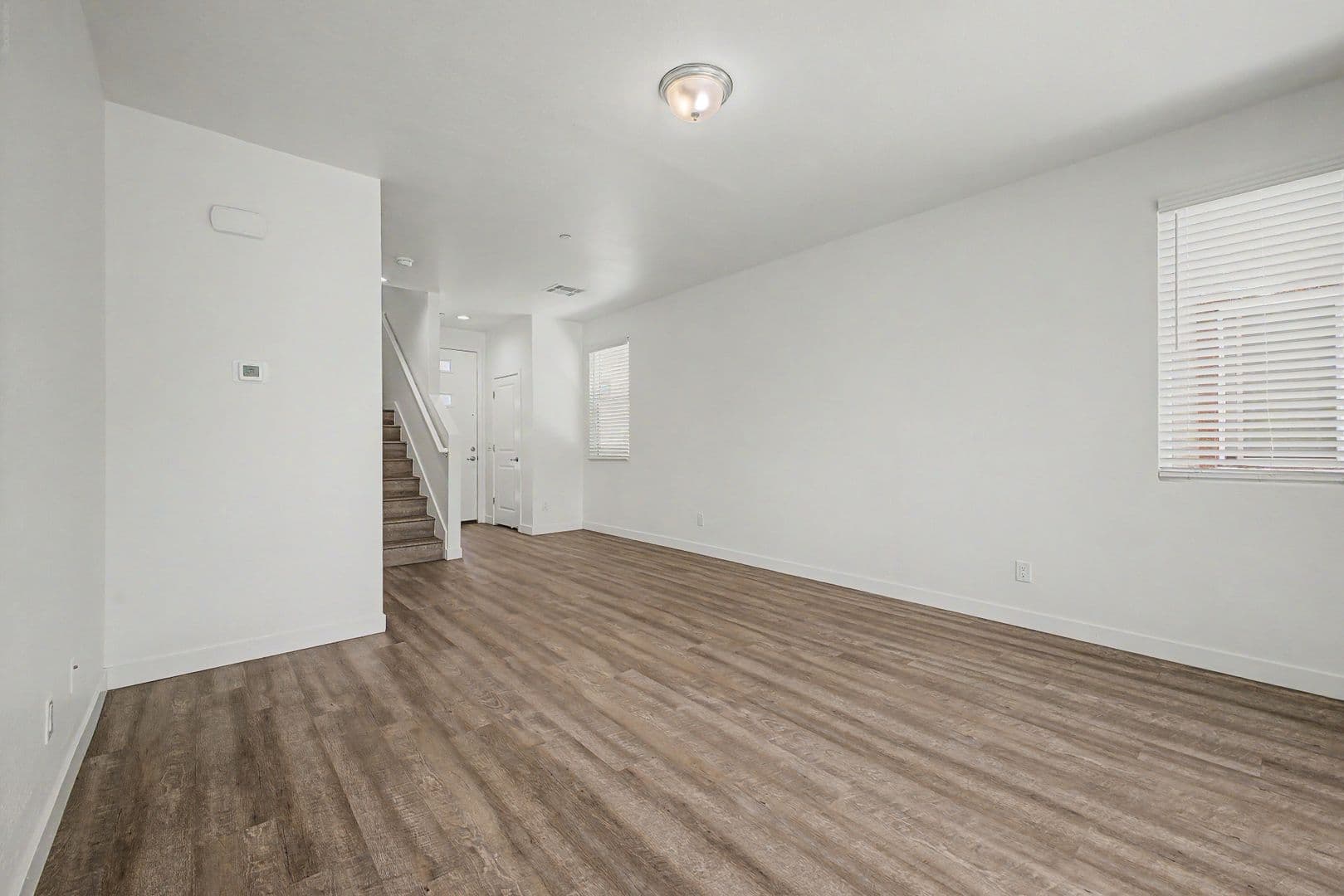 Phoenix Apartment: 8350 South Central Avenue