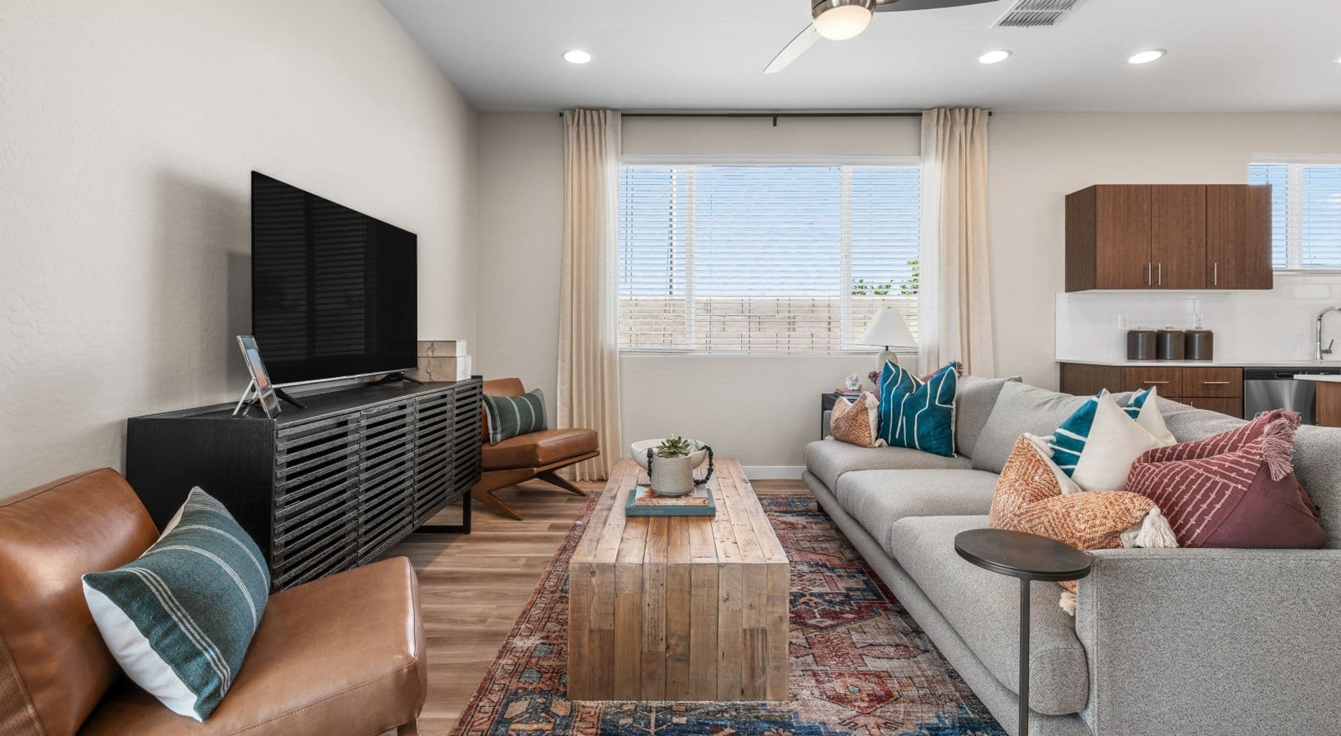 Phoenix Townhome: 4751 W Southern Ave