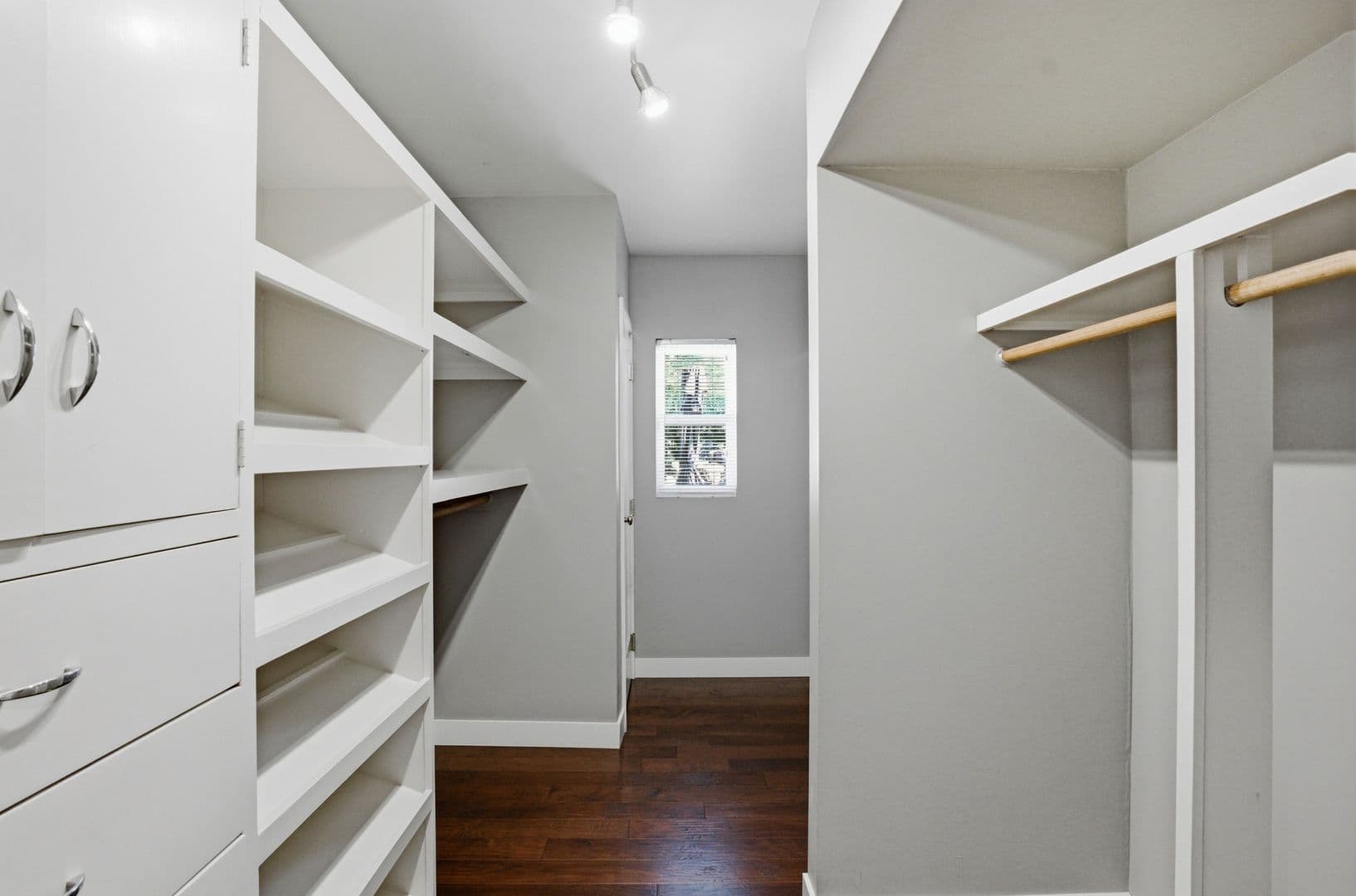 Phoenix House: 2939 North Manor Drive