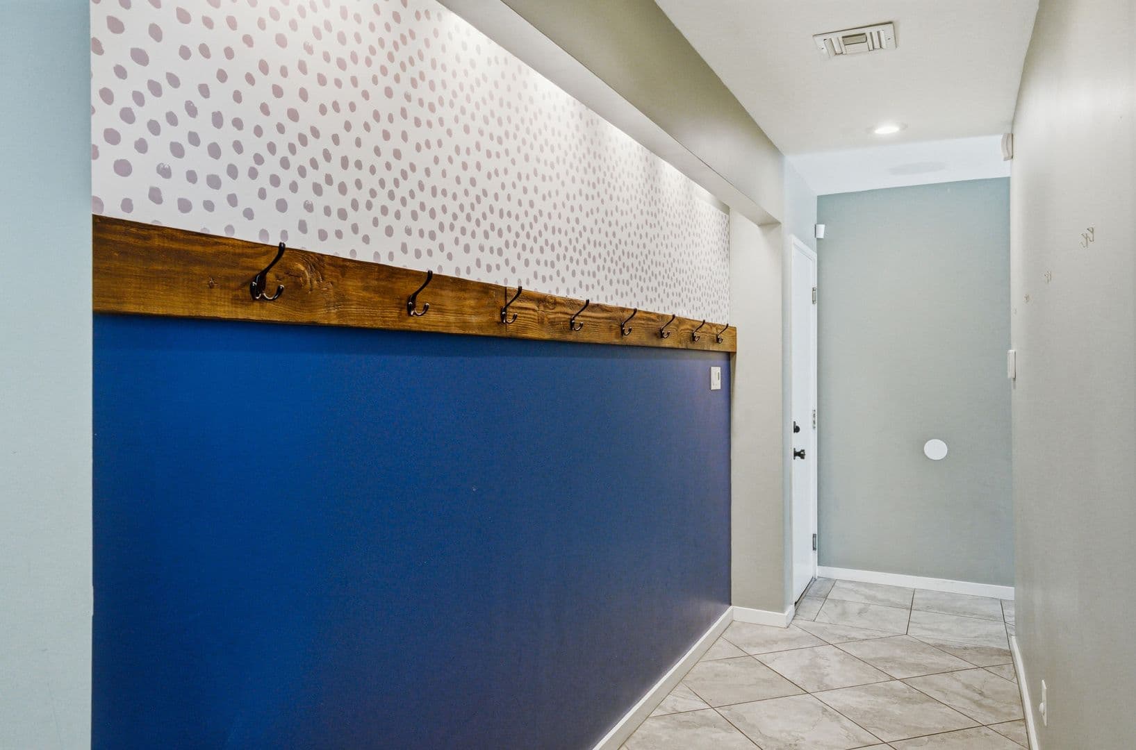 Phoenix House: 2939 North Manor Drive