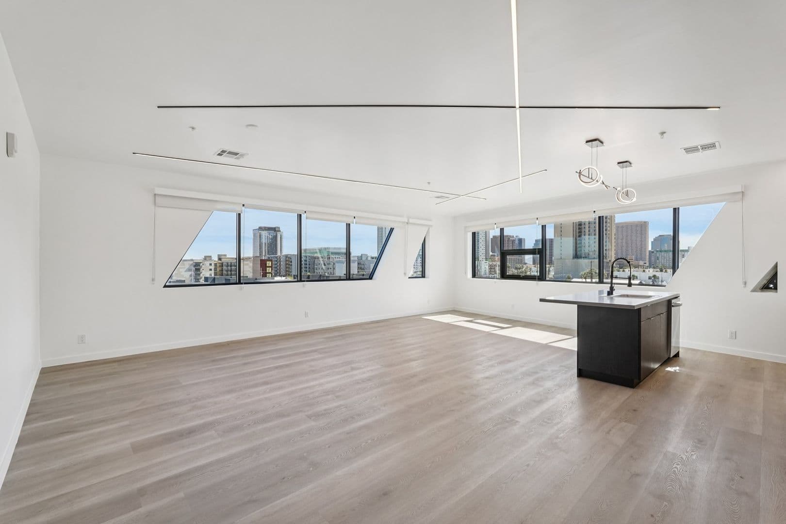 Phoenix Apartment: 1030 North 1st Street