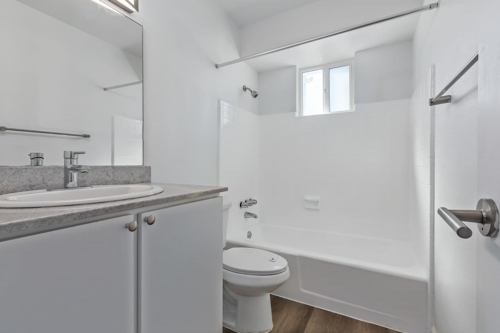 Phoenix Apartment: 2922 N 35th St