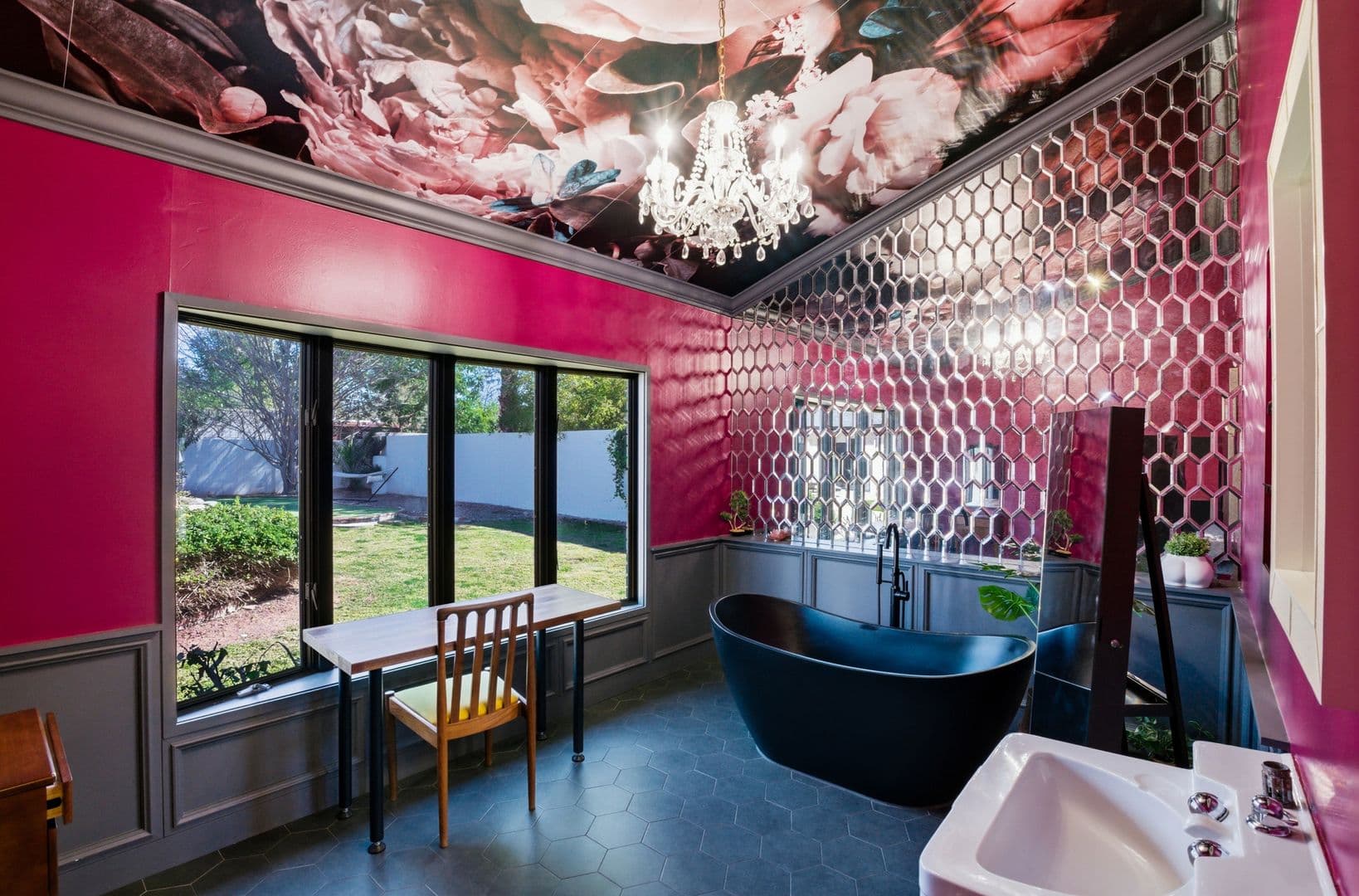 Phoenix House: 2939 North Manor Drive