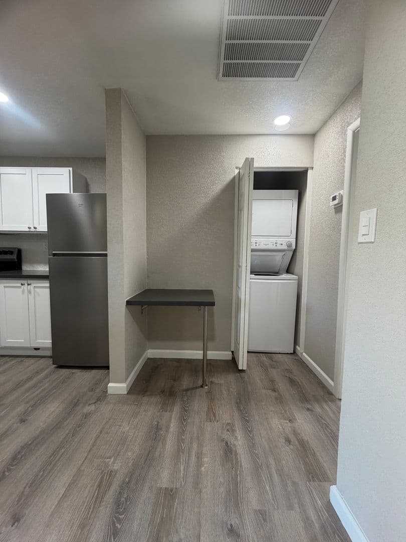 Phoenix Apartment: 4332 North 21st Street