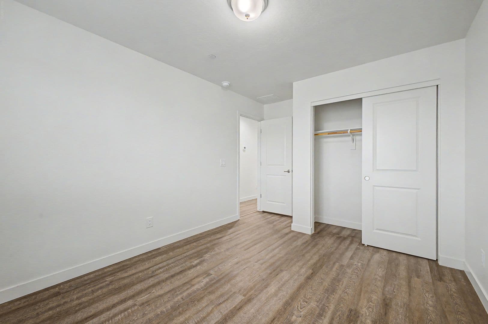 Phoenix Apartment: 8350 South Central Avenue
