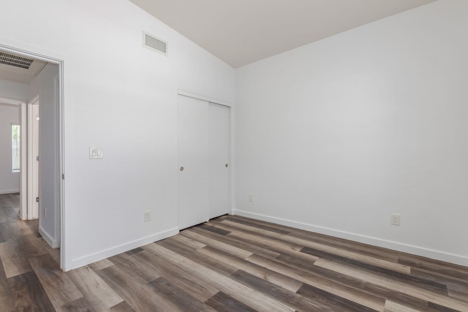 Phoenix Apartment: 4238 N 17th Street