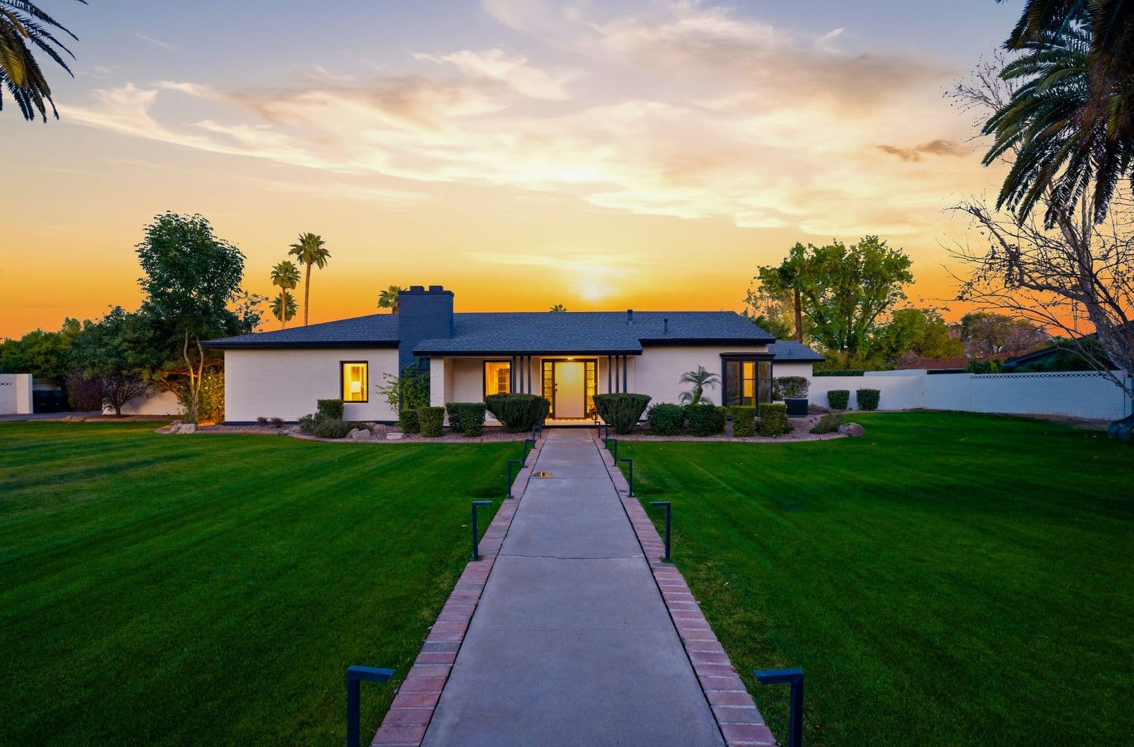 Phoenix House: 2939 North Manor Drive