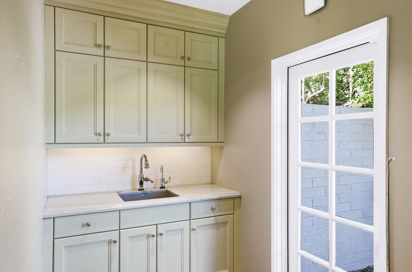 Phoenix House: 2939 North Manor Drive