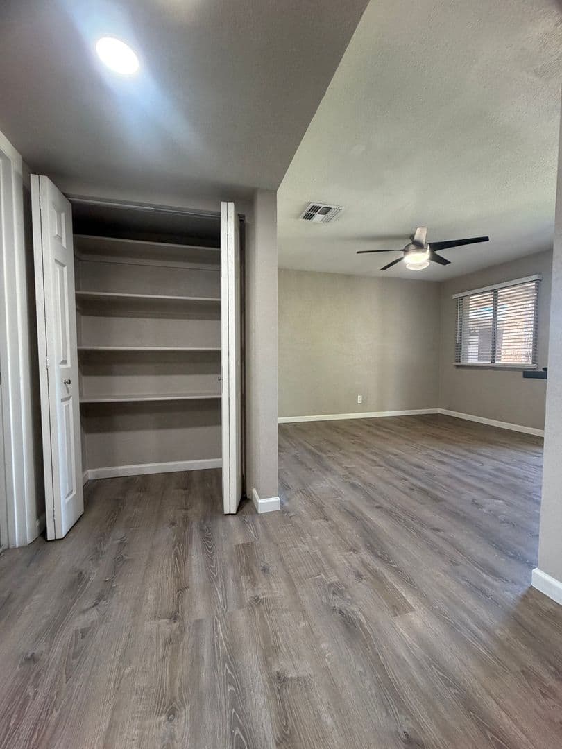 Phoenix Apartment: 4332 North 21st Street