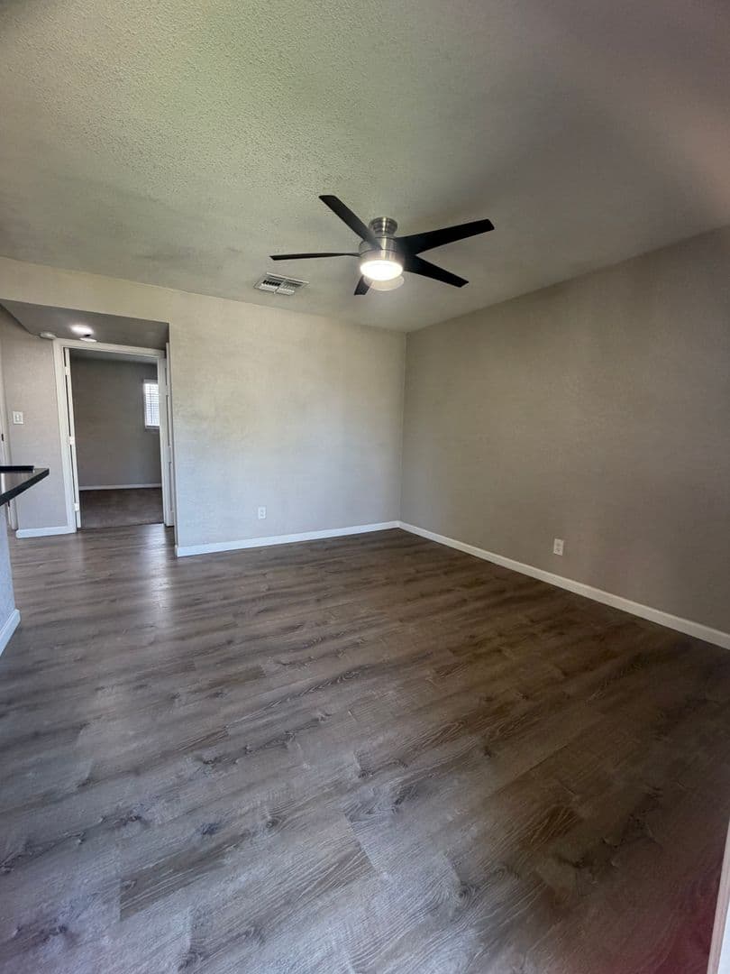 Phoenix Apartment: 4332 North 21st Street