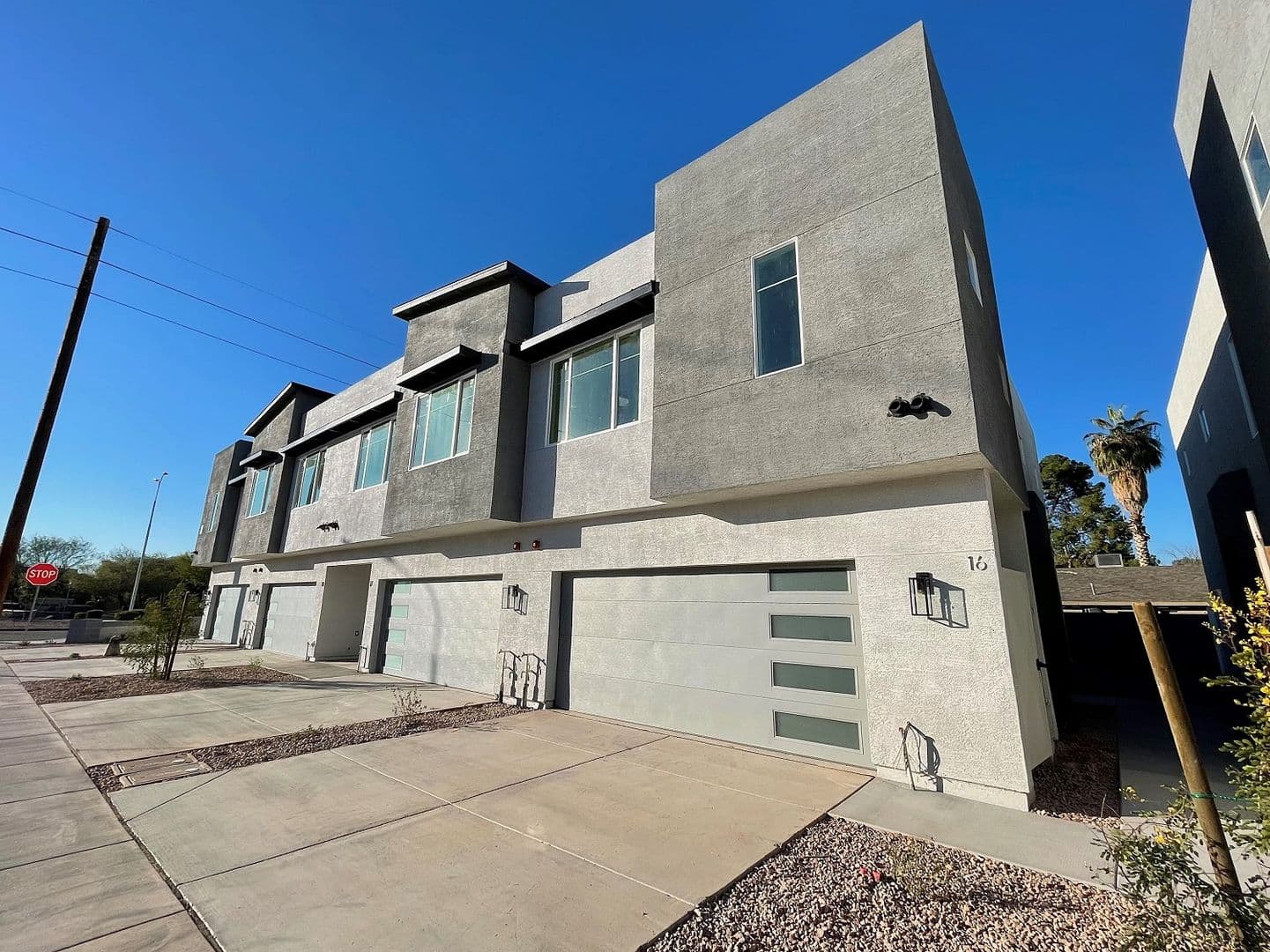 Chandler Townhome: 701 N McQueen Rd