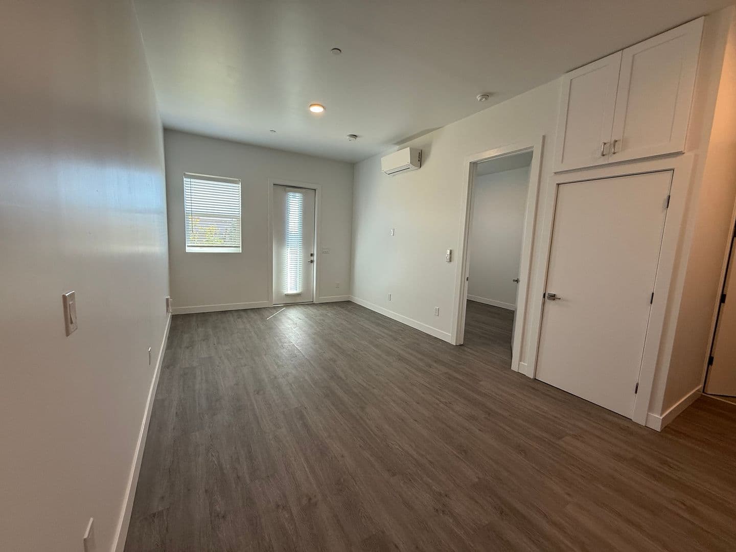 Mesa Apartment: 455 W Holmes Ave