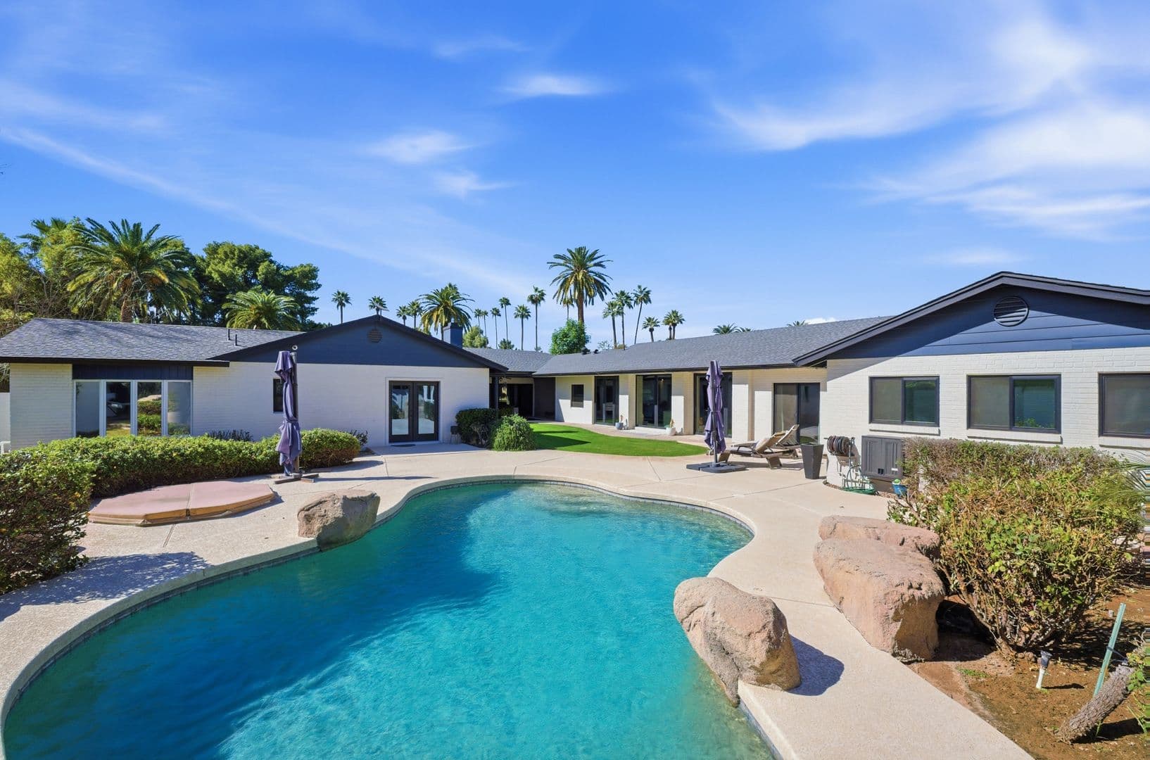 Phoenix House: 2939 North Manor Drive