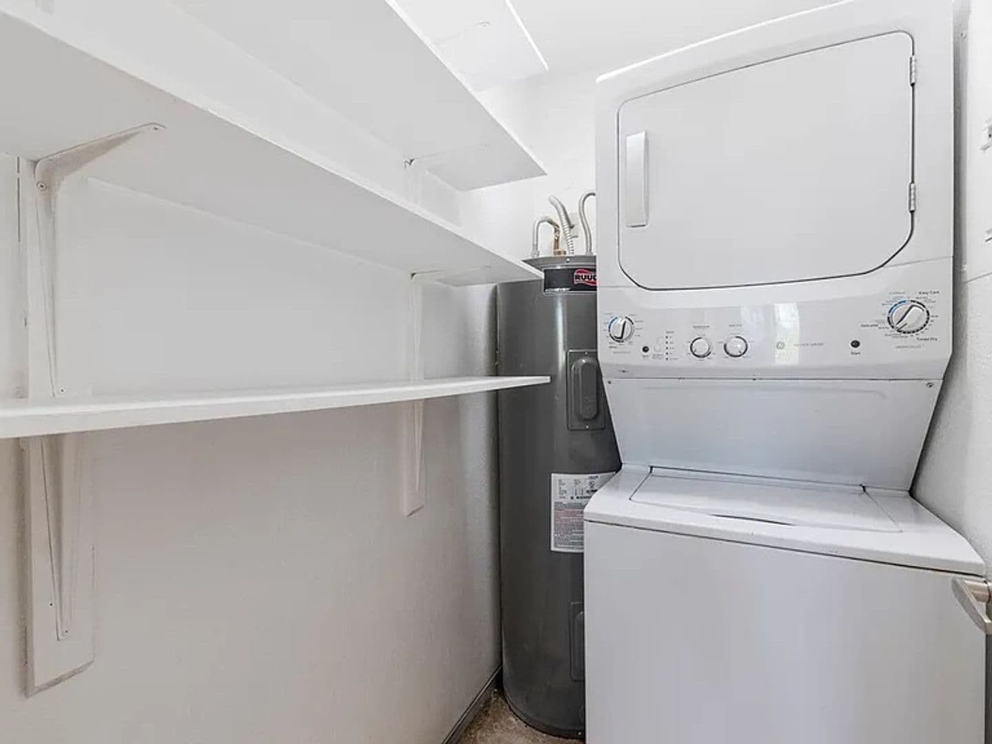 Mesa Apartment: 707-731 West 1st Avenue