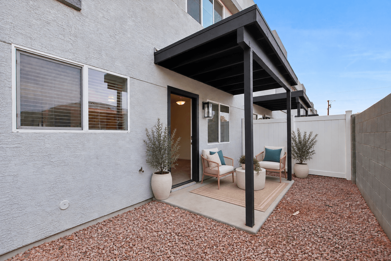 Chandler Townhome: 701 N McQueen Rd