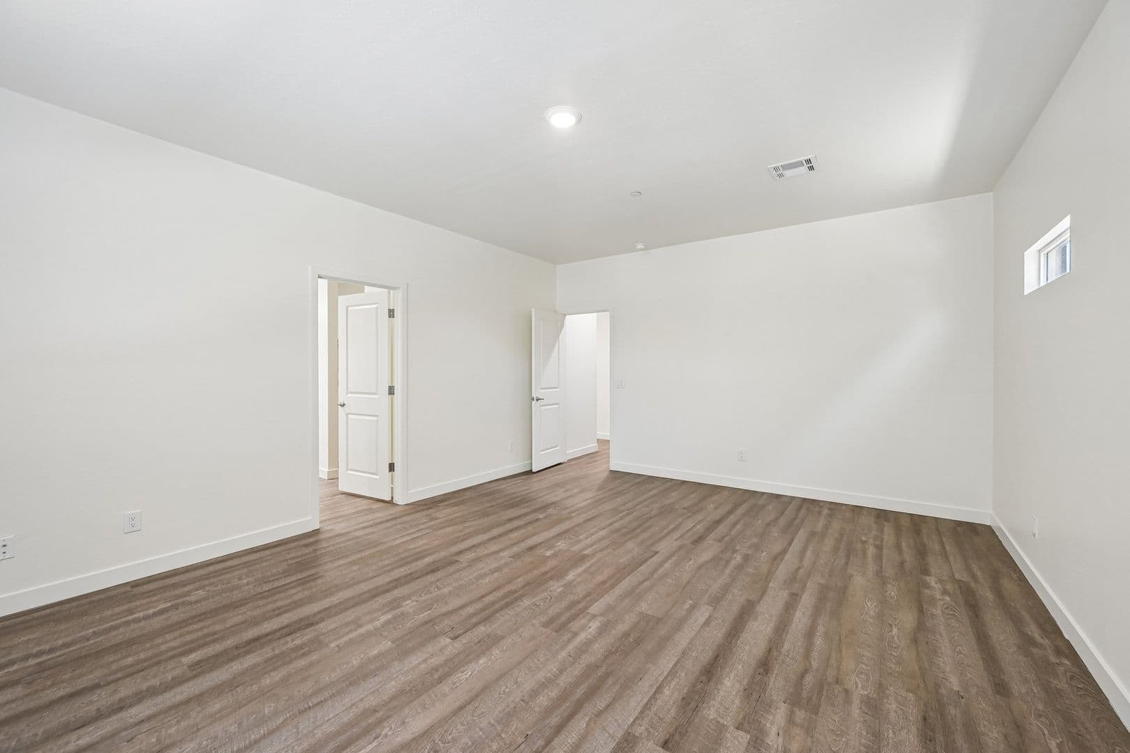 Phoenix Apartment: 828 East Apollo Road