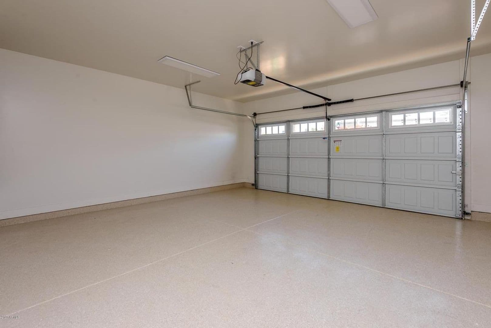 Phoenix Apartment: 3240 E. Pinchot Ave