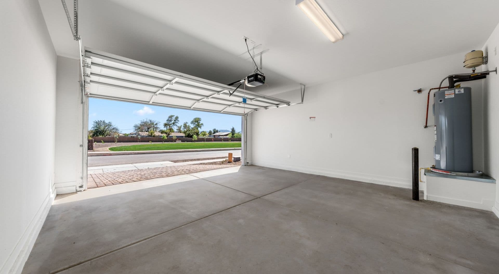Phoenix Townhome: 4751 W Southern Ave